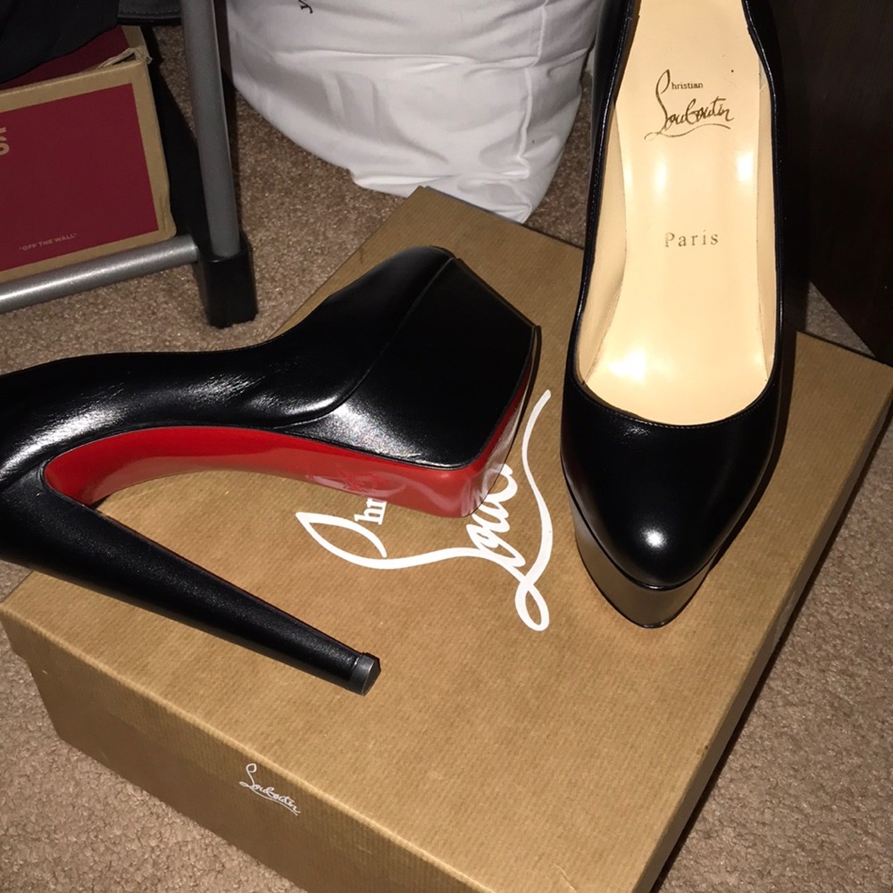 Christian Louboutin Alta Vicky 160 Heels Platforms